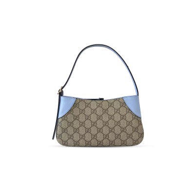 GUCCI GG EMBLEM SMALL SHOULDER BAG 820696 (23*13*2cm)